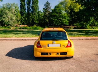 2005 RENAULT CLIO V6 PHASE 2