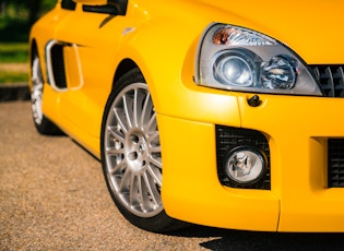 2005 RENAULT CLIO V6 PHASE 2