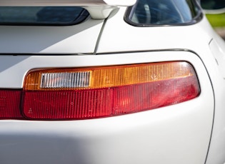 1993 PORSCHE 928 GTS