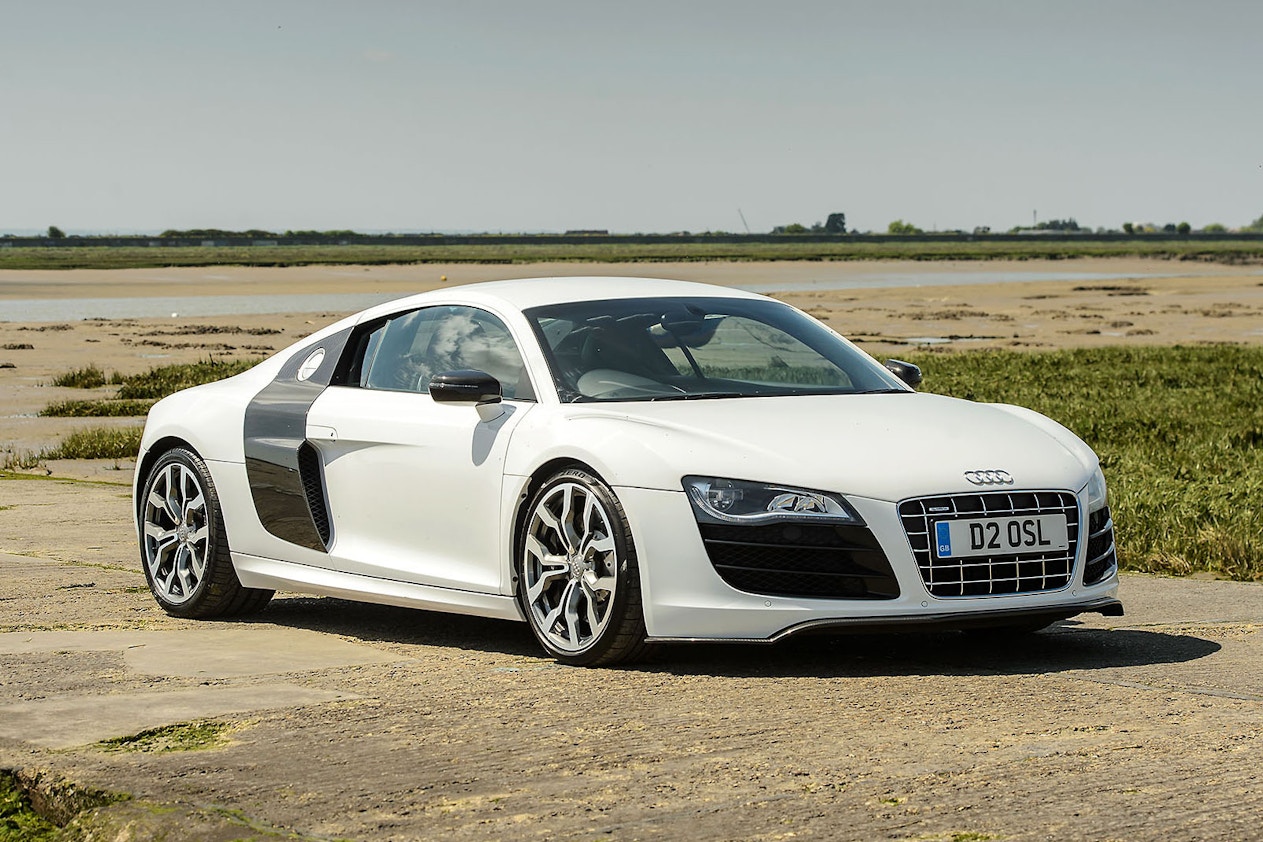 2009 AUDI R8 V8 - MANUAL