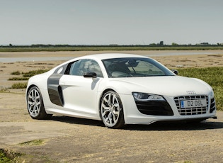 2009 AUDI R8 V8 - MANUAL