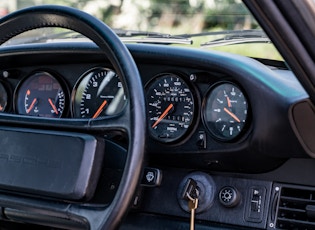 1991 PORSCHE 911 (964) CARRERA 4