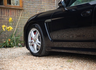 2015 PORSCHE PANAMERA 4