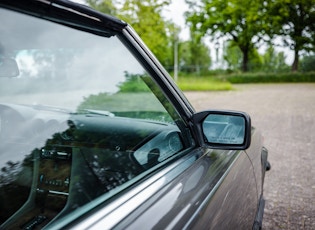 1988 MERCEDES-BENZ (R107) 560 SL