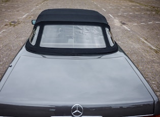 1988 MERCEDES-BENZ (R107) 560 SL