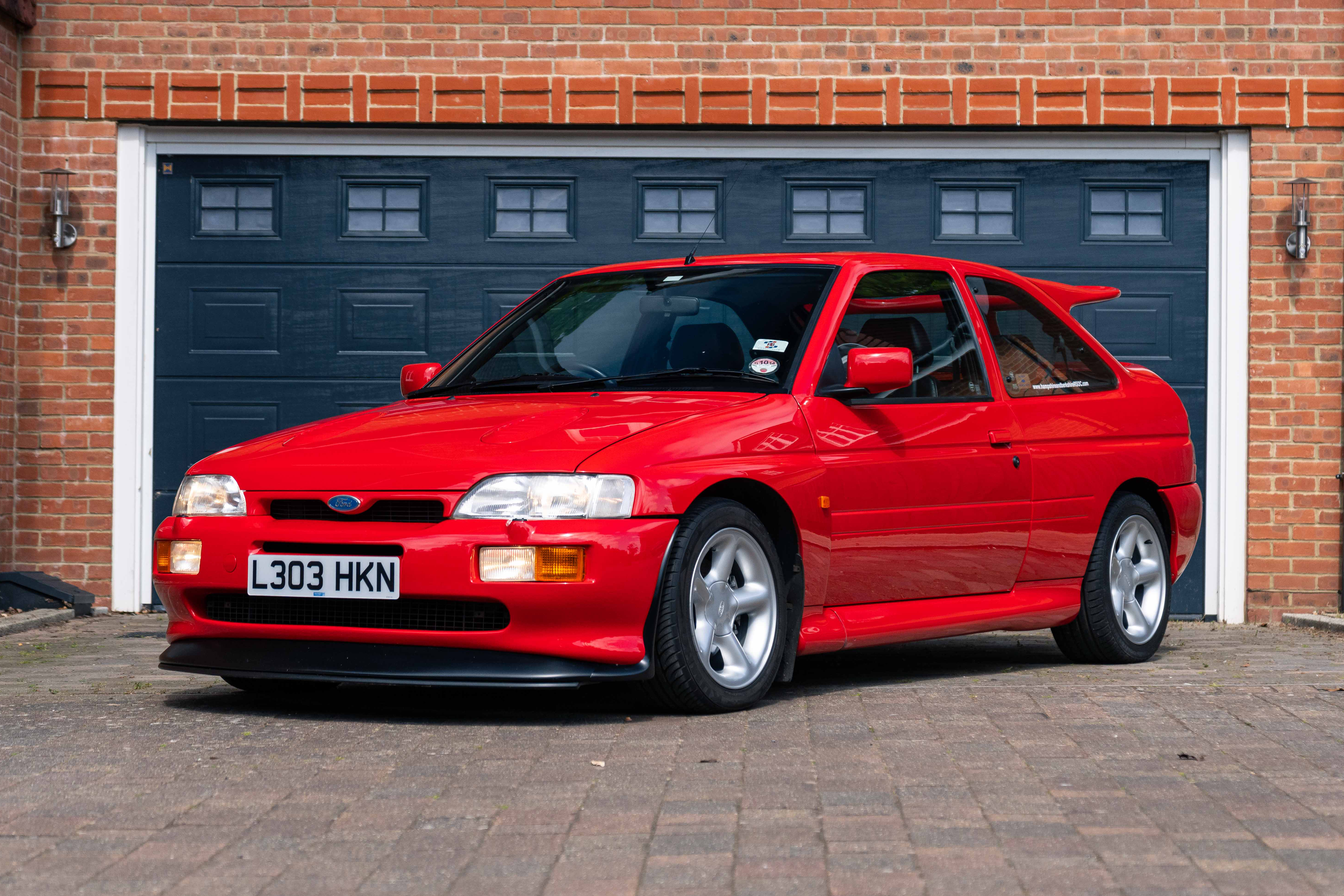61　フォード　1994　Escort RS Cosworth ミニチャンプス Bring a Trailer Bargain of the Week: 1994 Ford Escort RS