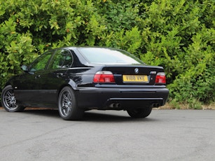 2000 BMW (E39) M5