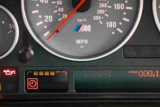 2000 BMW (E39) M5 