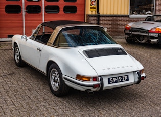 1972 PORSCHE 911 T 2.4 TARGA - ÖLKLAPPE