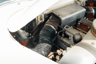 1954 JAGUAR XK120 FHC 