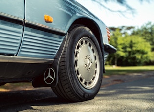 1986 MERCEDES-BENZ (R107) 500 SL