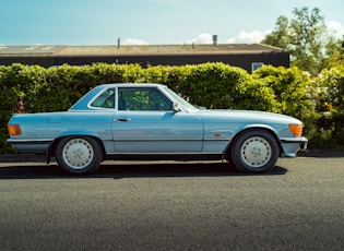 1986 MERCEDES-BENZ (R107) 500 SL