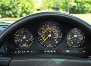 1986 MERCEDES-BENZ (R107) 500 SL