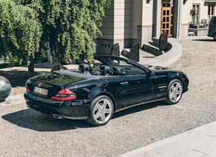 2010 MERCEDES-BENZ (R230) SL500 - 3,590 KM