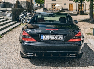 2010 MERCEDES-BENZ (R230) SL500 - 3,590 KM