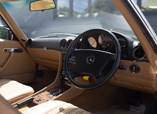 1989 MERCEDES-BENZ (R107) 300 SL