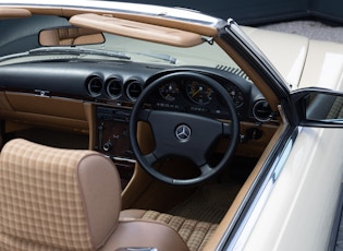 1989 MERCEDES-BENZ (R107) 300 SL