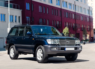 2003 TOYOTA LAND CRUISER - 55,000 KM