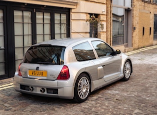 2001 RENAULT CLIO V6 PHASE 1 - LHD - 6,060 KM