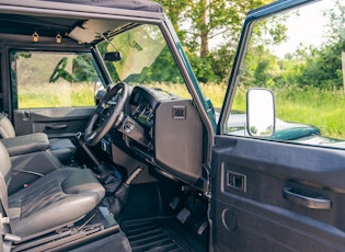 2012 LAND ROVER DEFENDER 90 PICK-UP