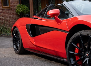 2018 MCLAREN 570S SPIDER 