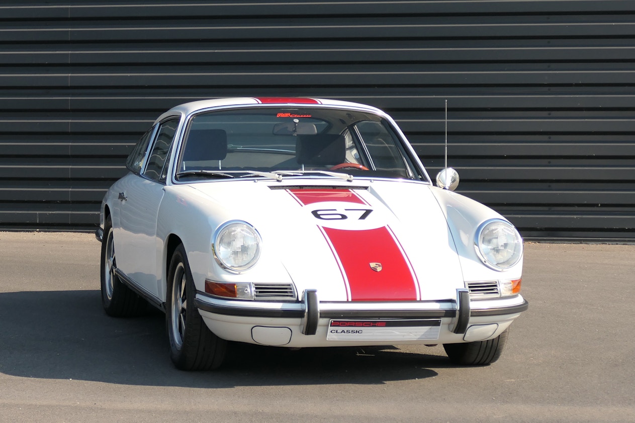 1968 PORSCHE 911 T 2.0 SWB 