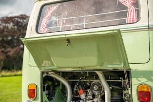 1966 VOLKSWAGEN T1 SPLITSCREEN CAMPERVAN 
