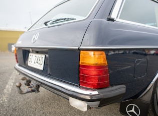 1982 Mercedes-Benz (W123) 200 T