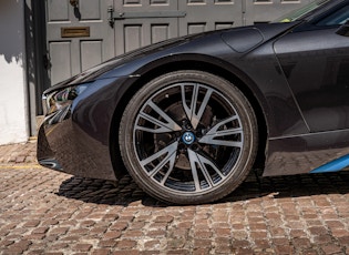 2016 BMW I8