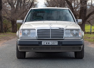 1990 MERCEDES-BENZ (W124) 300 TE