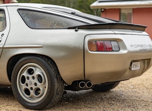 1982 PORSCHE 928 S