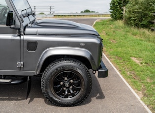 2013 LAND ROVER DEFENDER 110 XS STATION WAGON - 23,741 MILES