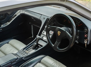 1988 PORSCHE 928 S4