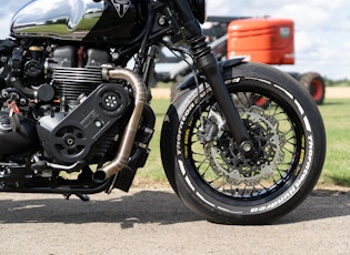 2021 TRIUMPH BONNEVILLE BOBBER - THORNTON HUNDRED CUSTOM 