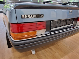 1986 RENAULT 25 2.1 TD – 6,129 KM 