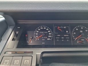 1986 RENAULT 25 2.1 TD – 6,129 KM 