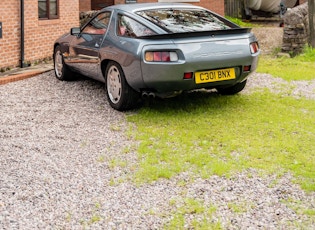 1985 PORSCHE 928 S