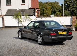 1993 MERCEDES-BENZ (W124) E500