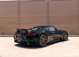 2015 PORSCHE 918 SPYDER