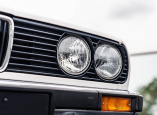 1984 BMW (E30) 323I