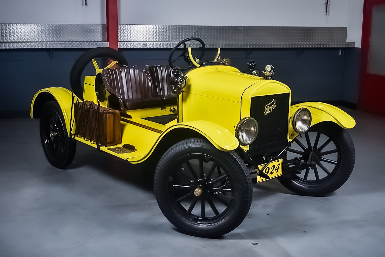 1924 FORD MODEL T 'SPEEDSTER' 