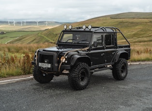 2005 LAND ROVER DEFENDER 110 TD5 DOUBLE CAB PICK UP 'SPECTRE EVOCATION'