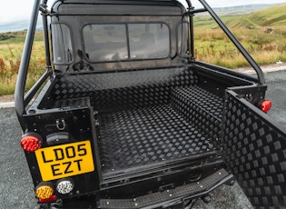 2005 LAND ROVER DEFENDER 110 TD5 DOUBLE CAB PICK UP 'SPECTRE EVOCATION'