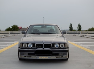 1992 BMW (E32) 730I