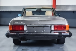 1985 MERCEDES-BENZ (R107) 380SL