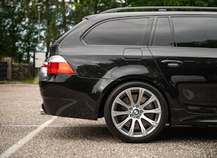 2007 BMW (E61) M5 TOURING