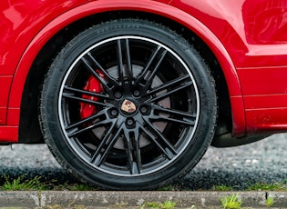 2016 PORSCHE CAYENNE GTS