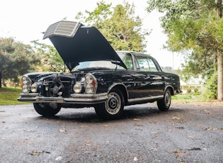 1970 MERCEDES-BENZ (W111) 280 SE 3.5 COUPE 