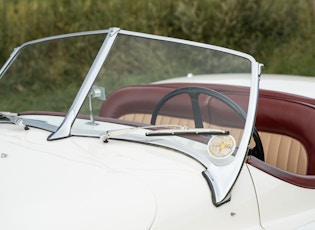 1952 Jaguar XK120 SE Roadster - LHD