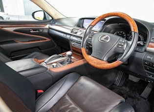 2014 Lexus LS460 Version L